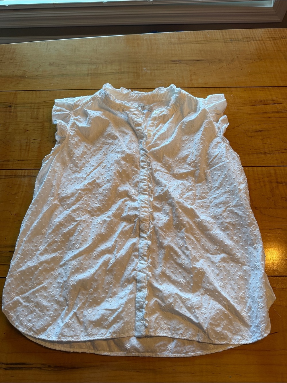 LOFT white ruffle sleeve dressy tank size medium petite